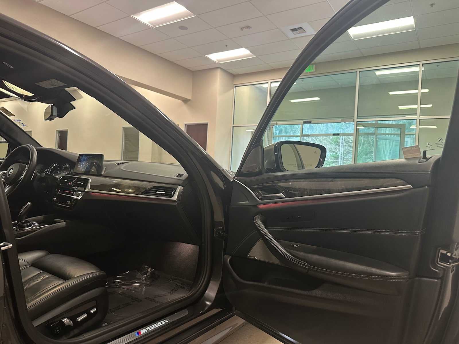 2018 BMW 5 Series M550i xDrive