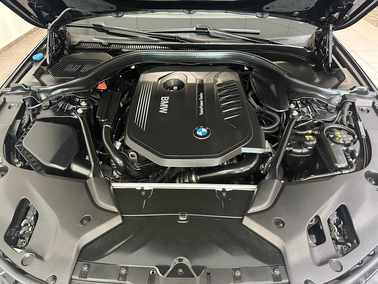 2017 BMW 540i xDrive 540i xDrive