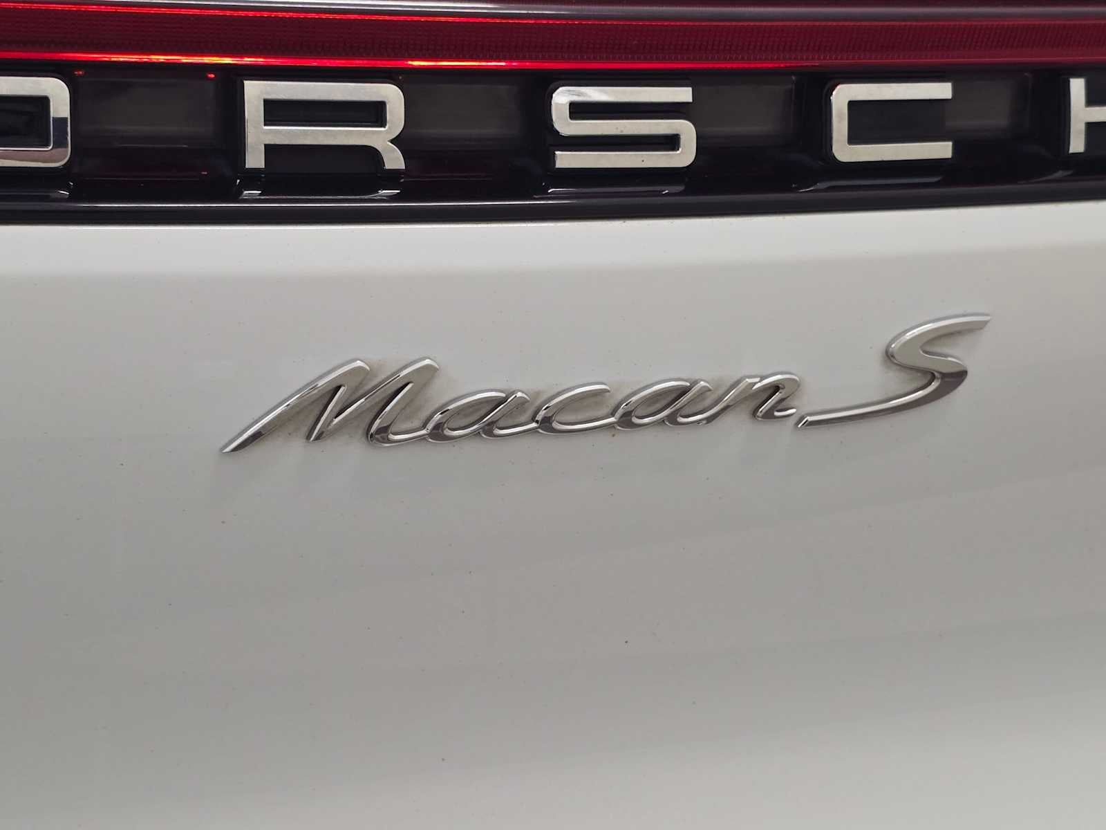 2019 Porsche Macan S