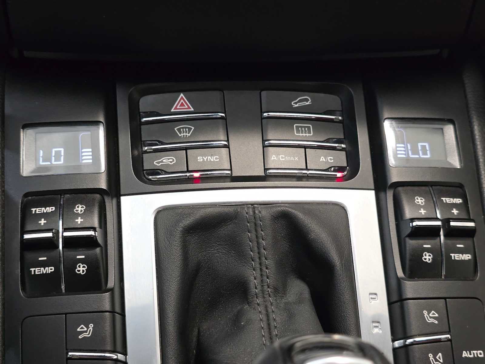 2015 Porsche Macan Turbo
