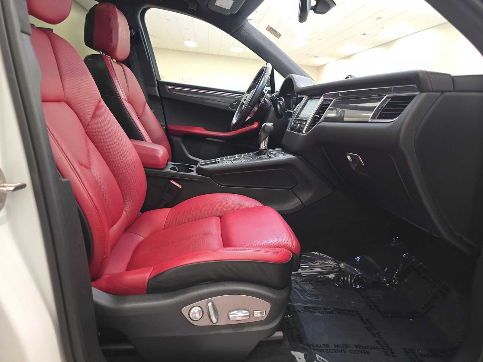 2015 Porsche Macan Turbo