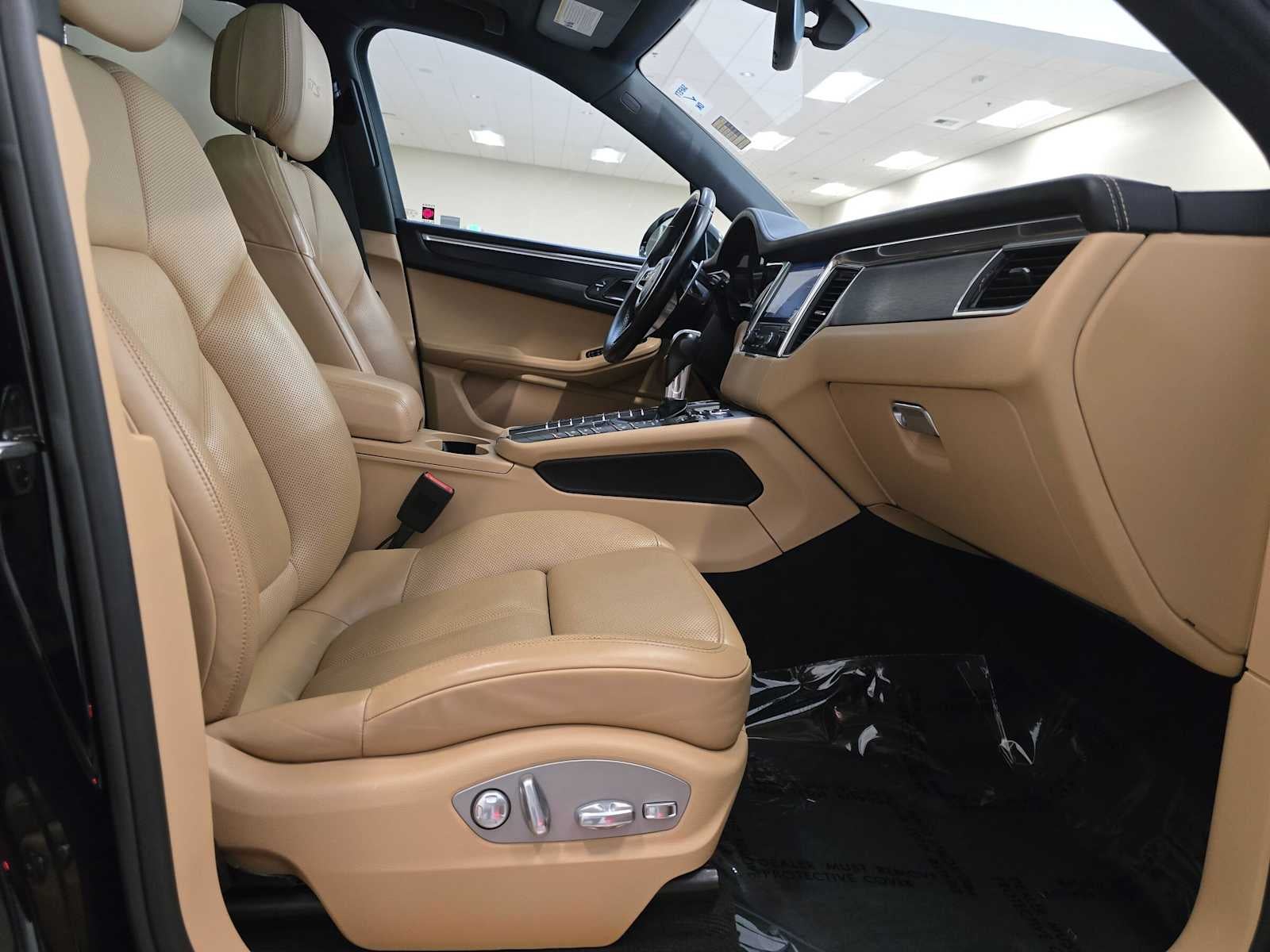 2017 Porsche Macan GTS