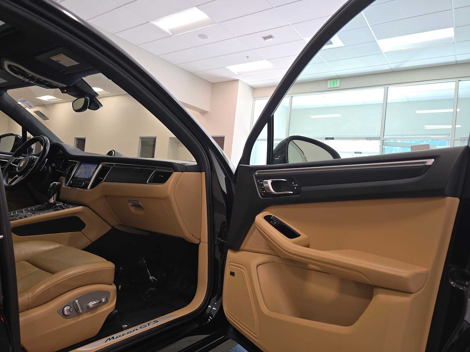 2017 Porsche Macan GTS