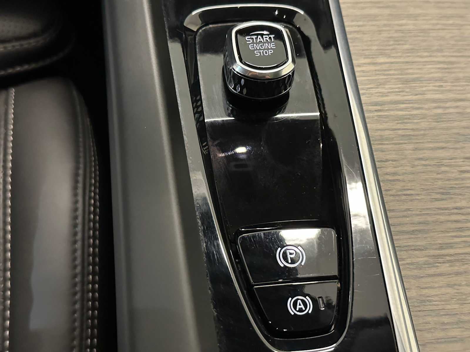 2022 Volvo XC60 Inscription