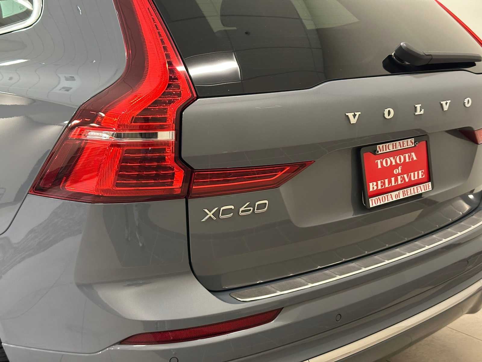 2022 Volvo XC60 Inscription