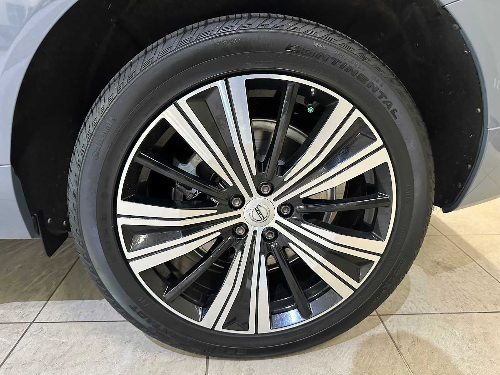 2022 Volvo XC60 Inscription