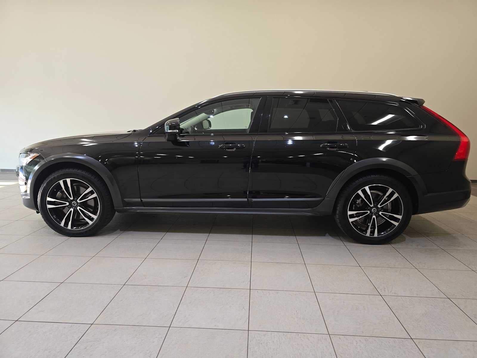 2019 Volvo V90 Cross Country T5 AWD