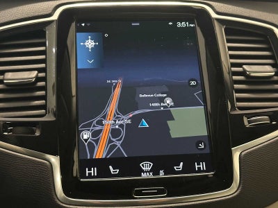 2022 Volvo XC90 Momentum