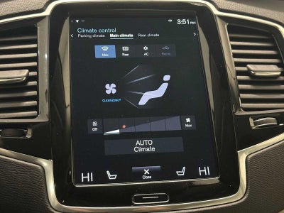 2022 Volvo XC90 Momentum