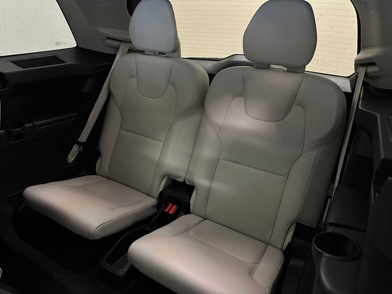 2022 Volvo XC90 Momentum