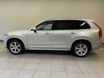 2022 Volvo XC90 Momentum