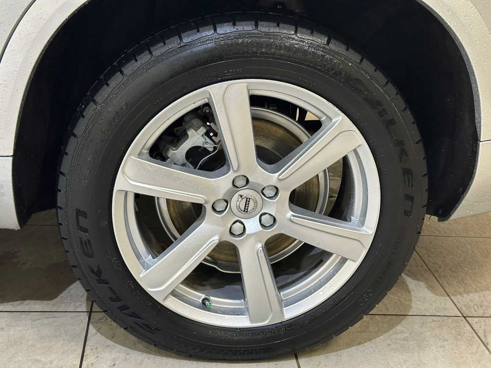 2022 Volvo XC90 Momentum