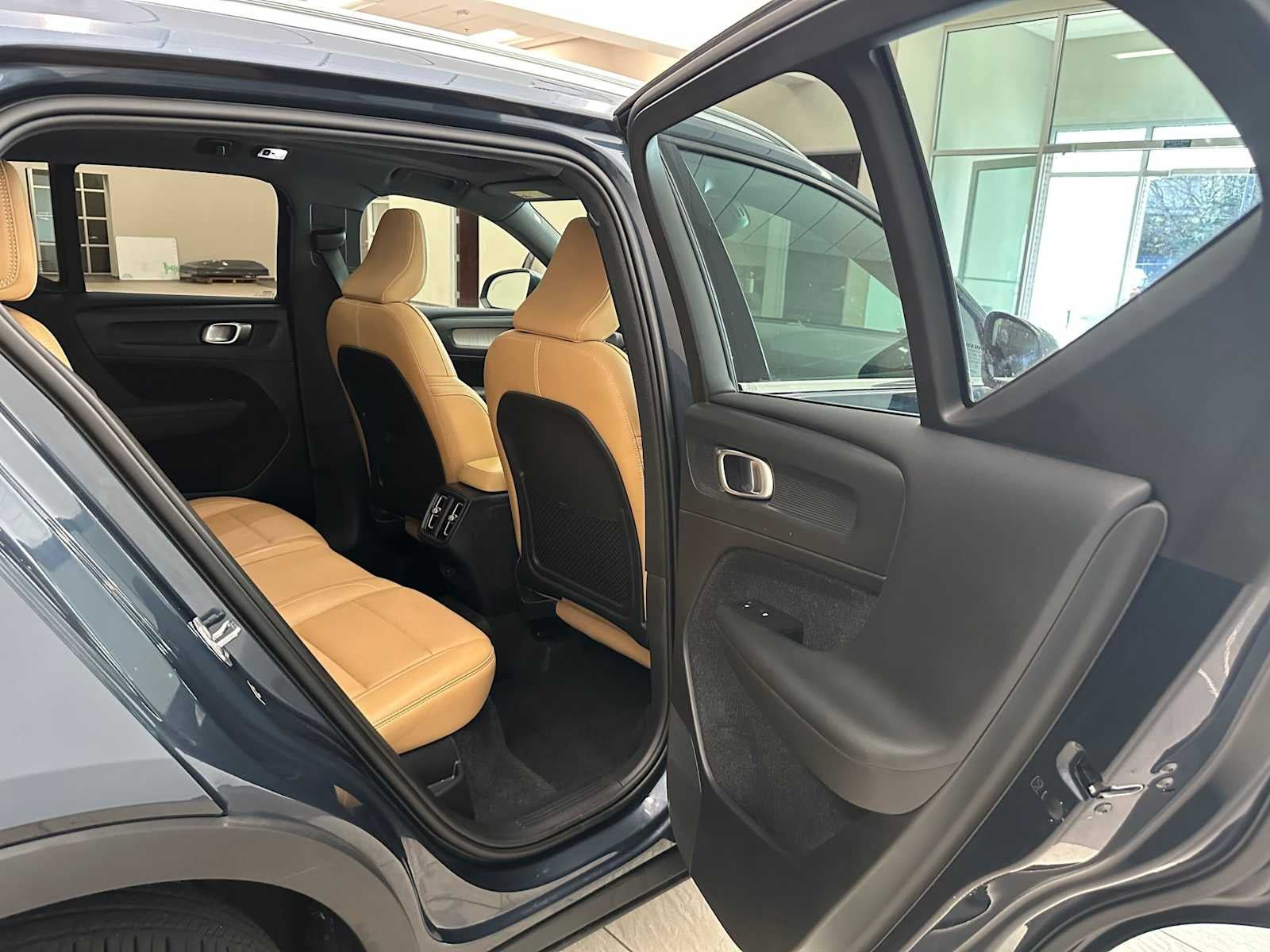 2020 Volvo XC40 Inscription
