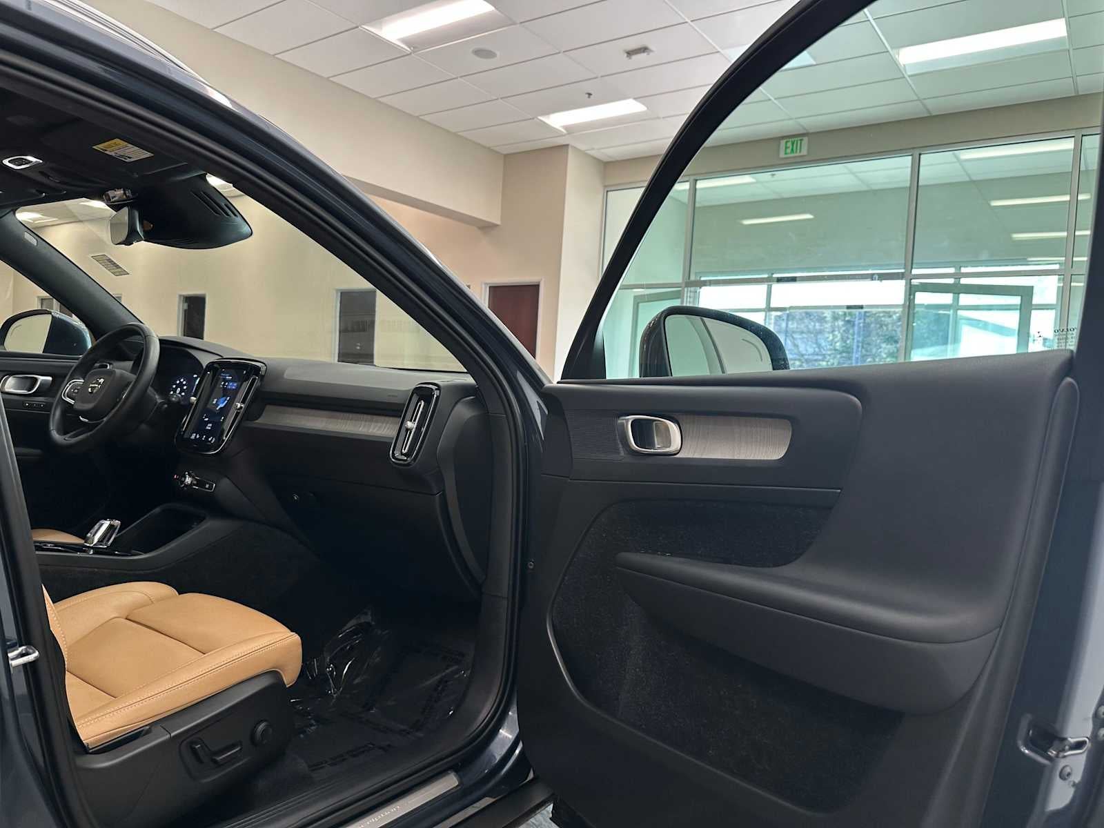2020 Volvo XC40 Inscription