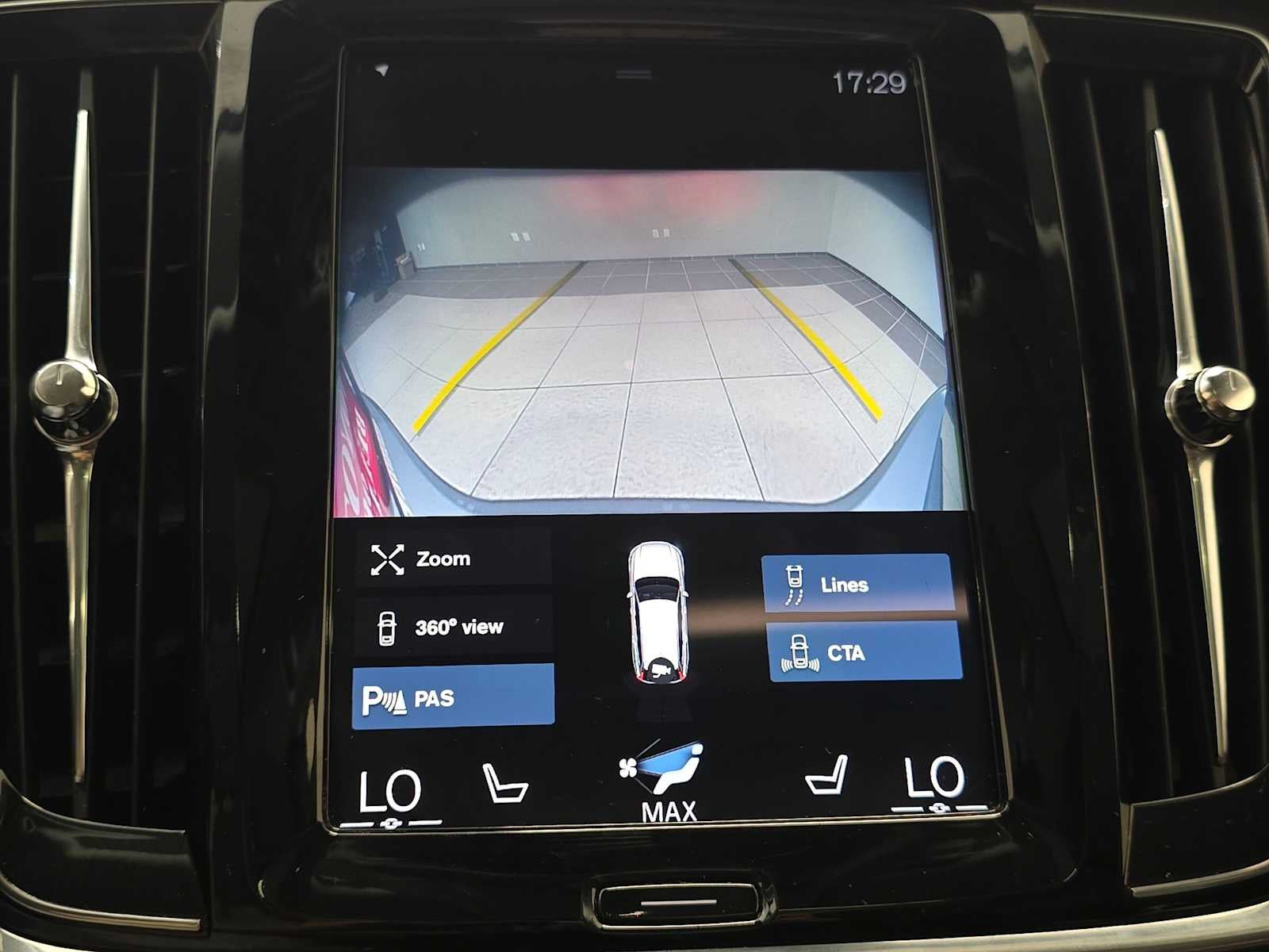 2020 Volvo V90 Cross Country T6 AWD