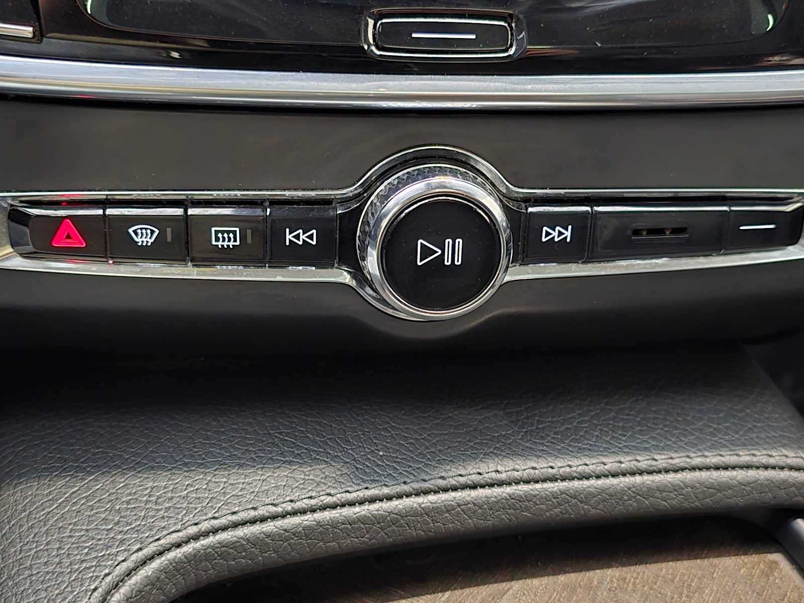 2020 Volvo V90 Cross Country T6 AWD