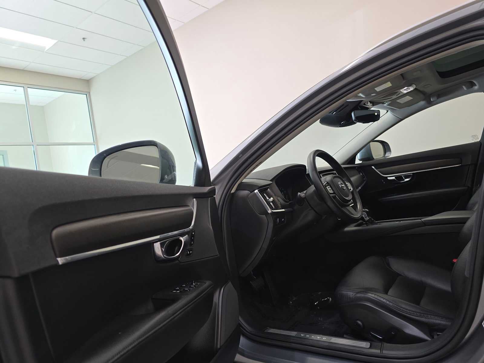2020 Volvo V90 Cross Country T6 AWD