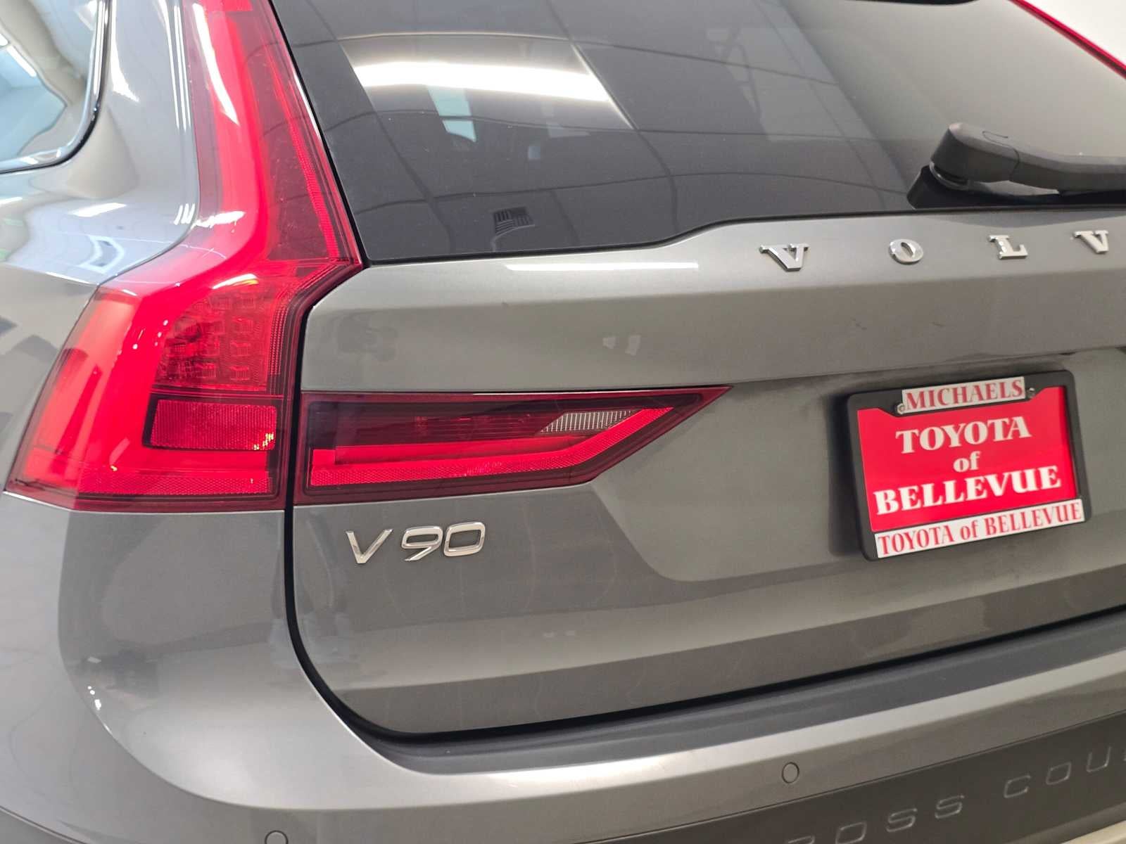 2020 Volvo V90 Cross Country T6 AWD