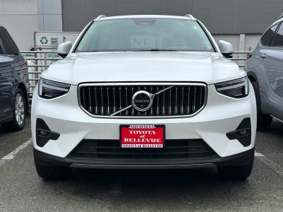 2024 Volvo XC40 Ultimate Bright Theme